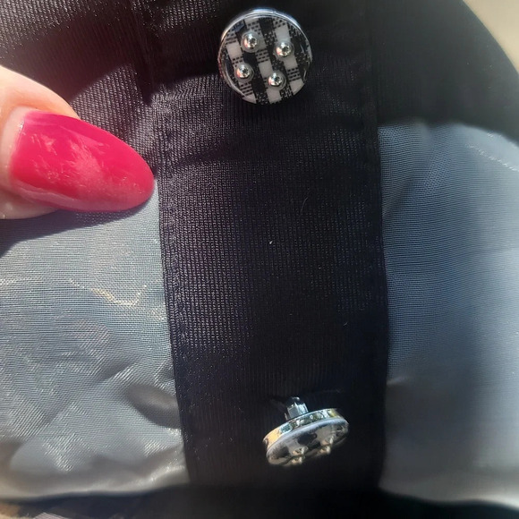 Stretch back black blouse with rose floral cream and pink embroidered front - Picture 4 of 5